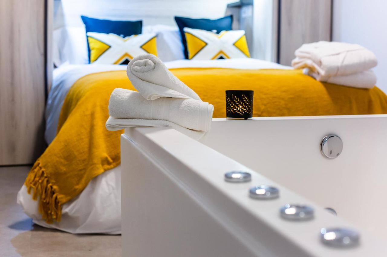 Apartamentos Hervas Suites Экстерьер фото