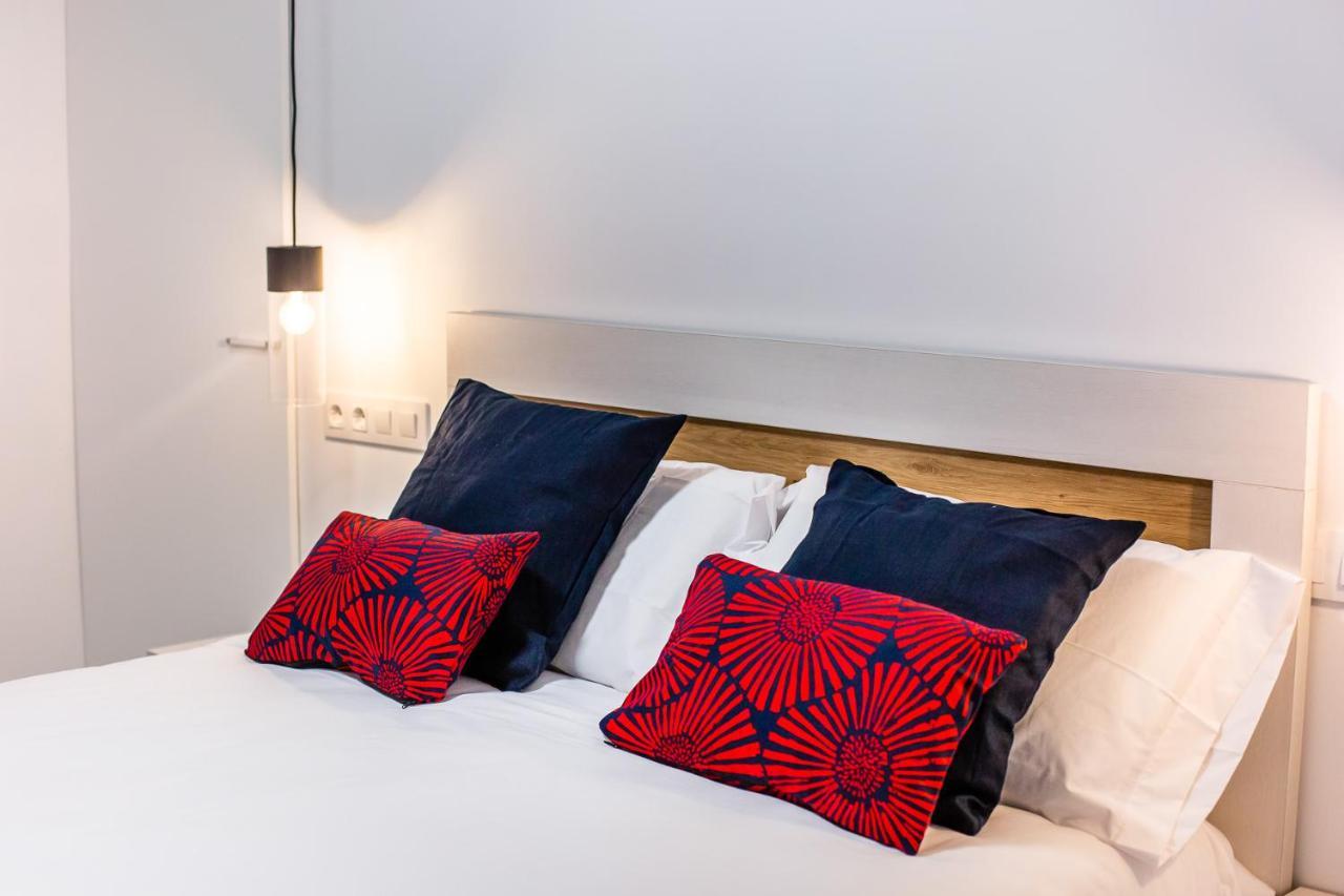 Apartamentos Hervas Suites Экстерьер фото