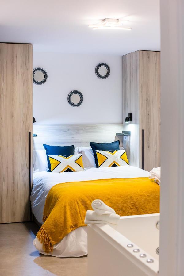 Apartamentos Hervas Suites Экстерьер фото